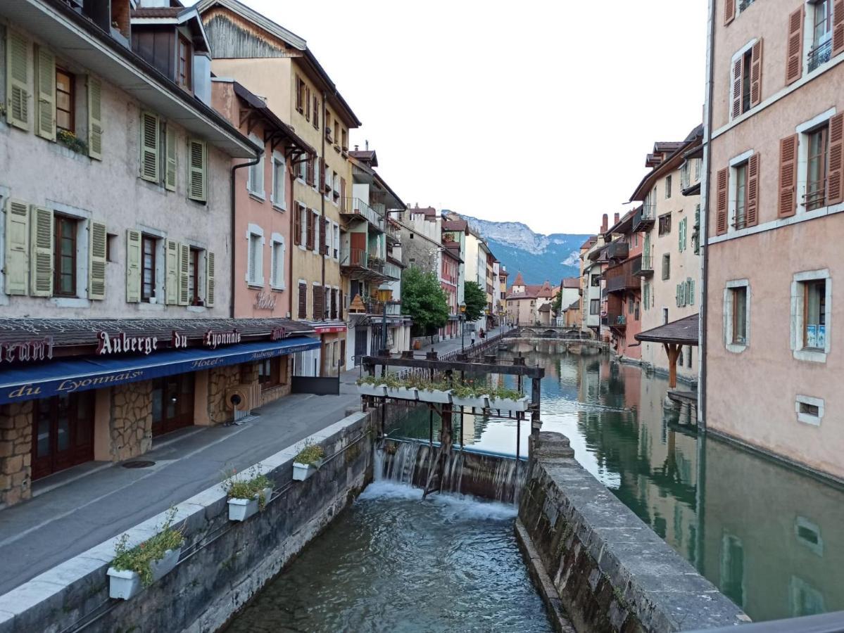 Le Republique Annecy , Coeur De Vieille Ville Bagian luar foto