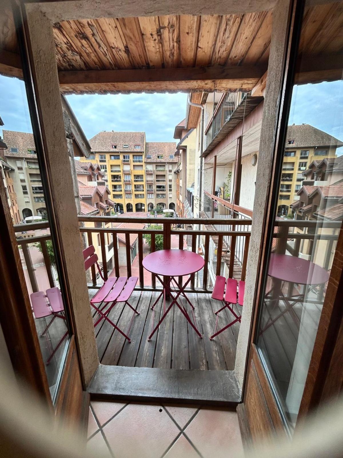 Le Republique Annecy , Coeur De Vieille Ville Bagian luar foto